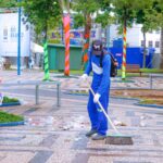 Mais de 120 toneladas de resíduos são retiradas do Centro de Rio Branco