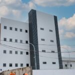 Prefeito de Rio Branco acompanha detalhes finais para entrega da sede da RBPrev