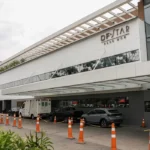 Bolsonaro é internado em UTI hospitalar com broncopneumonia bilateral